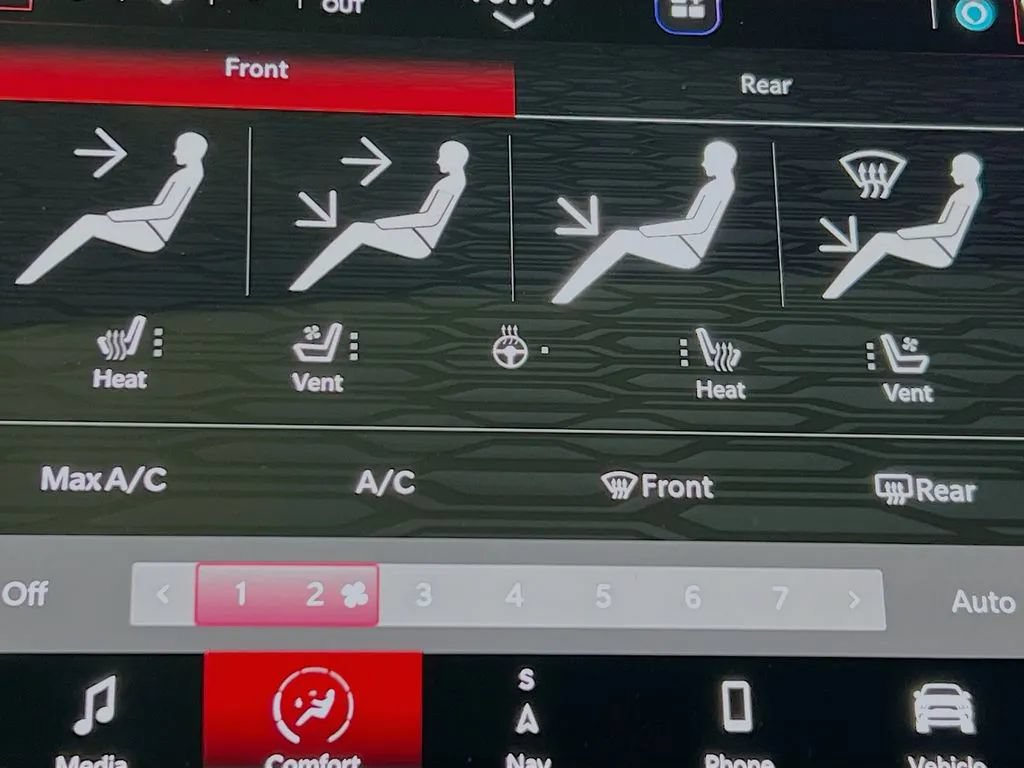 Used 2024 Dodge Durango R/T AWD/4WD image 21