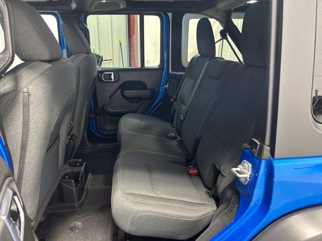 Used 2025 Jeep Wrangler Unlimited Sport AWD/4WD image 16