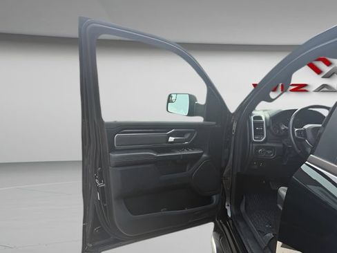 Used 2019 RAM 1500 Big Horn AWD/4WD image 13