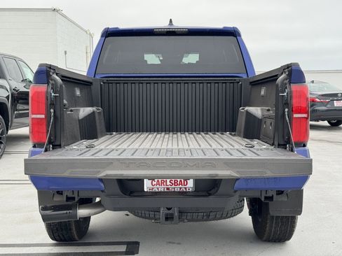 New 2025 Toyota Tacoma TRD Off-Road image 9