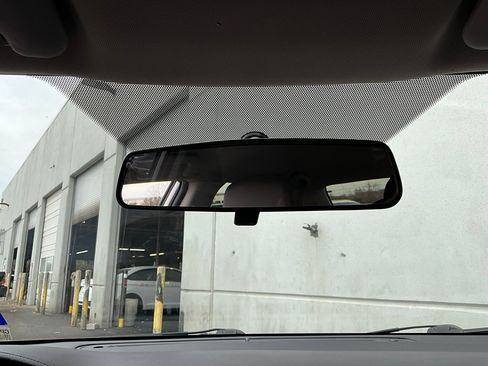 Used 2016 Toyota Corolla LE image 16