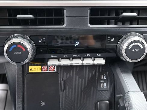 Used 2025 Toyota 4Runner TRD Sport Premium AWD/4WD image 22