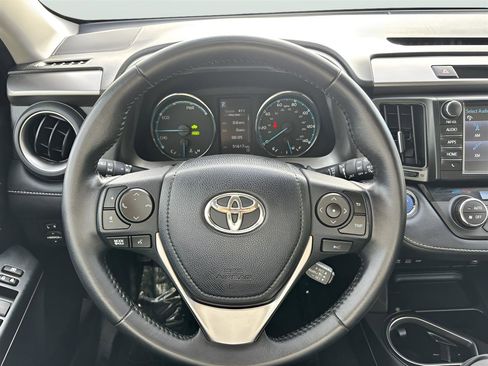 Used 2017 Toyota RAV4 XLE w/ Protection Package image 21
