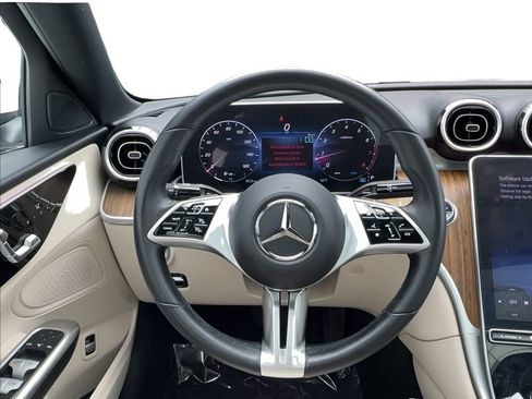 Used 2024 Mercedes-Benz C 300 4MATIC Sedan image 34