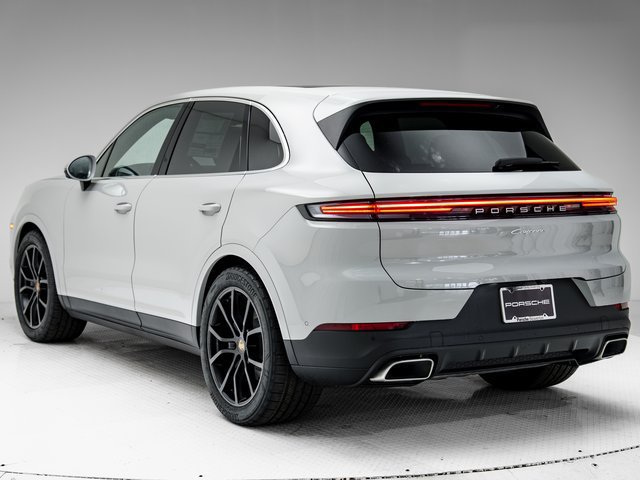 Certified 2026 Porsche Cayenne AWD/4WD image 3