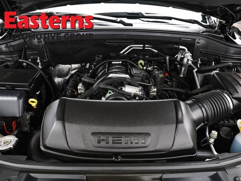 Used 2024 Dodge Durango R/T AWD/4WD image 7