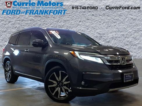 Used 2019 Honda Pilot Touring image 1