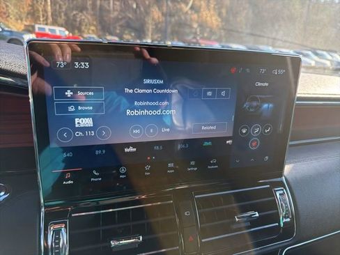 Used 2023 Lincoln Navigator Reserve image 13