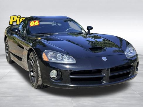 Used 2006 Dodge Viper SRT-10 RWD image 2