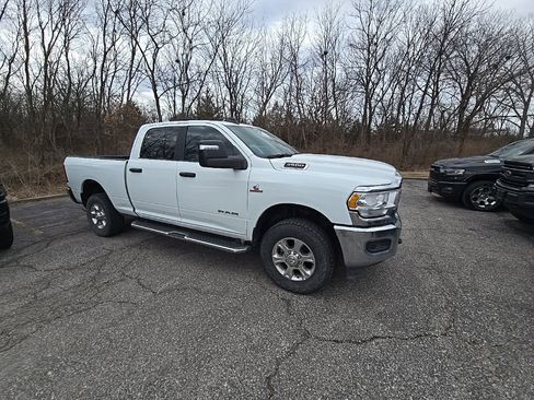 Used 2024 RAM 2500 Big Horn image 10