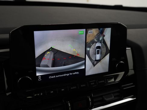 Used 2023 Nissan Pathfinder SL w/ SL Premium Package image 22