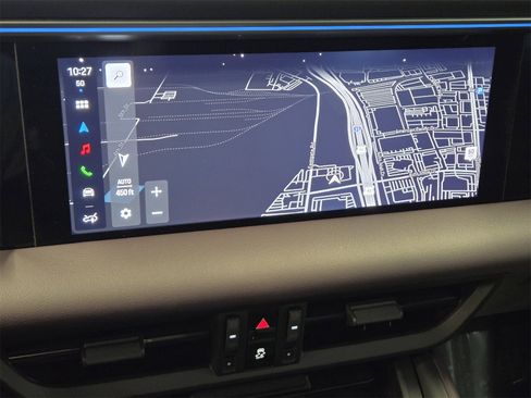 Used 2025 Porsche Macan Electric image 19