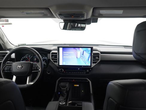 Used 2023 Toyota Tundra Limited w/ Power Package image 12