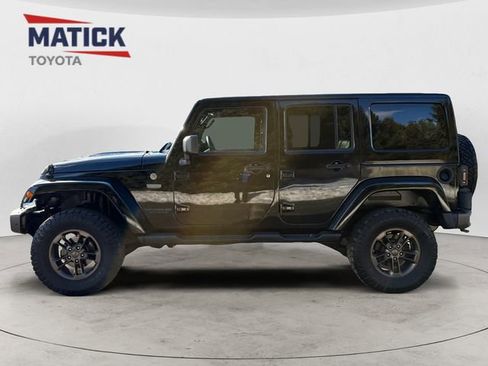 Used 2016 Jeep Wrangler Unlimited Sahara image 4