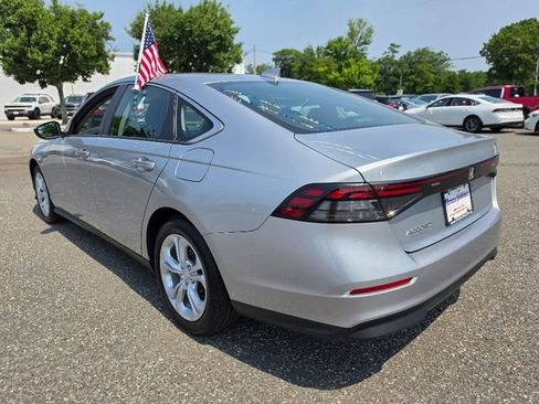 Certified 2025 Honda Accord LX image 3