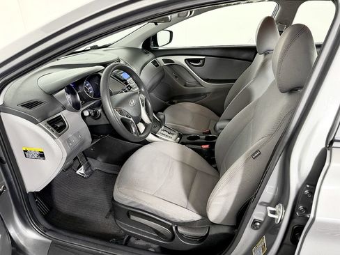 Used 2013 Hyundai Elantra GLS w/ Preferred Pkg FWD image 28