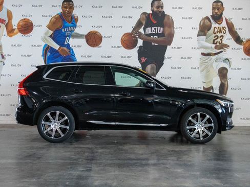 Used 2021 Volvo XC60 T5 Inscription AWD/4WD image 17