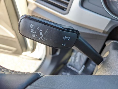 Used 2021 Volkswagen Atlas SE image 37