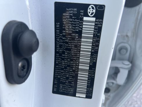 Used 2024 Toyota Corolla LE image 36