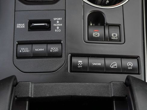 Certified 2022 Toyota Highlander XLE image 41