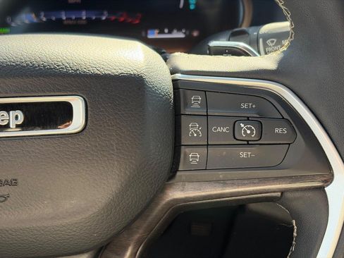 Used 2024 Jeep Grand Cherokee Limited 4xe AWD/4WD image 25
