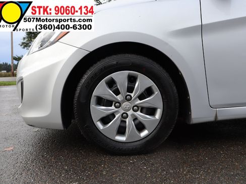 Used 2017 Hyundai Accent SE image 22