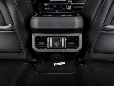 Used 2026 Ford F250 Platinum image 34