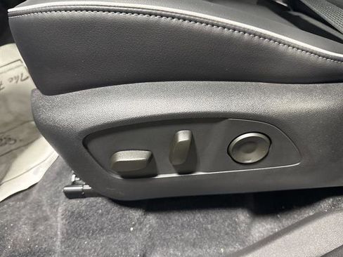 New 2025 Buick Enclave Sport Touring w/ Power Package image 29