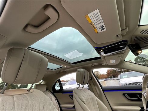 Used 2022 Mercedes-Benz S 500 4MATIC image 25