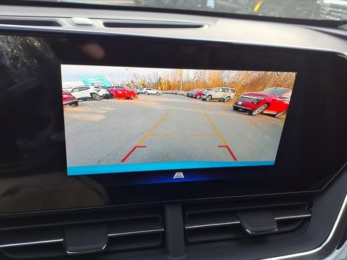 New 2026 Chevrolet Trax LT image 25