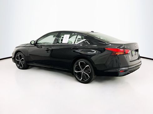 Used 2023 Nissan Altima 2.5 SR image 5