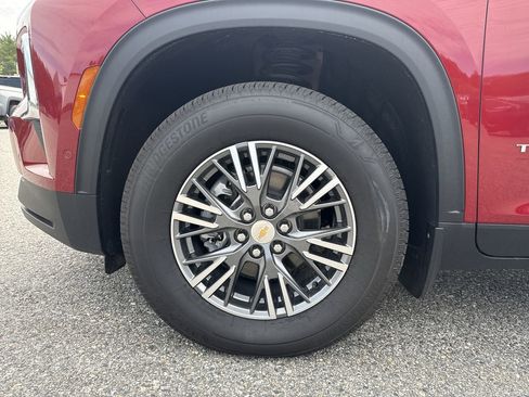 New 2025 Chevrolet Traverse LT w/ Enhanced Driving Package image 68