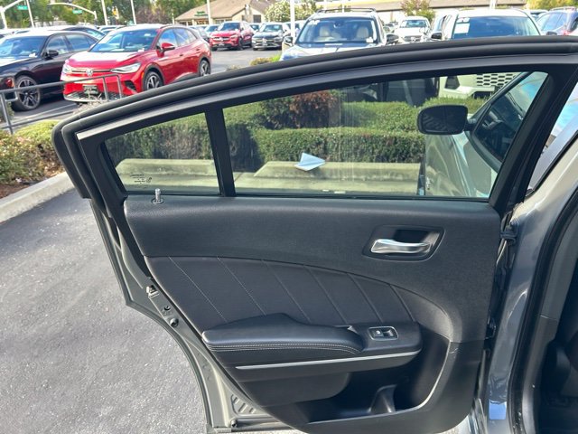 Used 2019 Dodge Charger Scat Pack RWD image 11