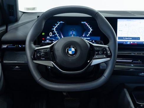 Certified 2025 BMW 530i xDrive w/ Premium Package image 13