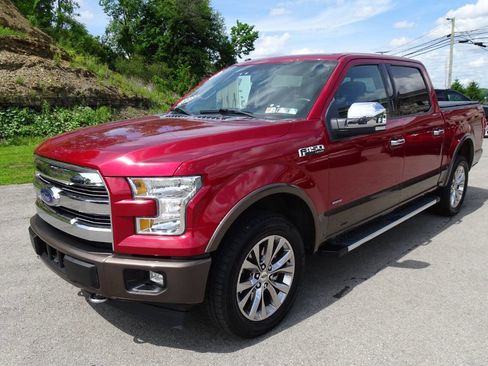 Used 2017 Ford F150 Lariat AWD/4WD image 2