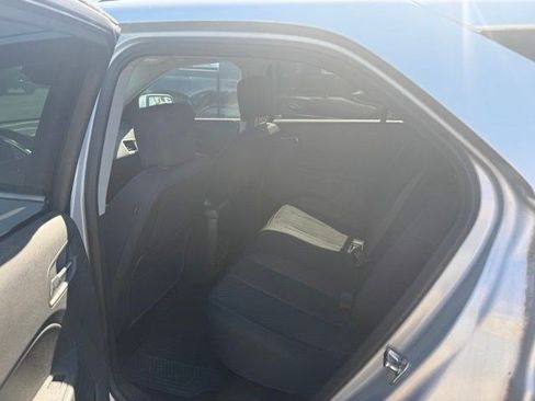 Used 2014 Chevrolet Equinox LT w/ Driver Convenience Package AWD/4WD image 2