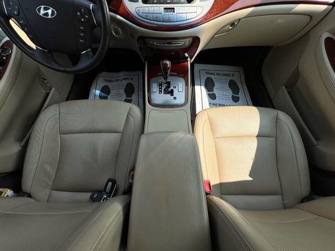 Used 2012 Hyundai Genesis 3.8 image 23