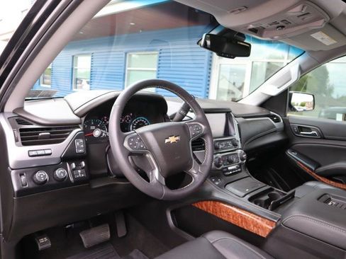 Used 2018 Chevrolet Tahoe Premier AWD/4WD image 10
