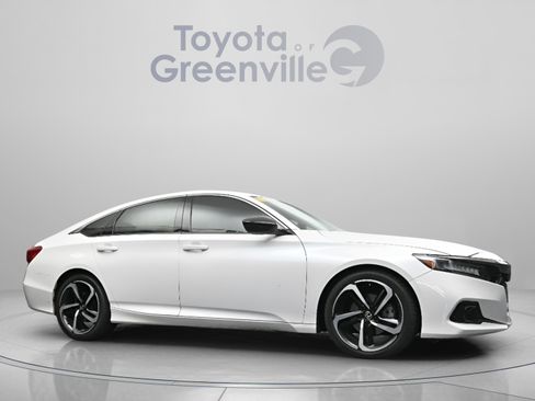 Used 2021 Honda Accord Sport image 18