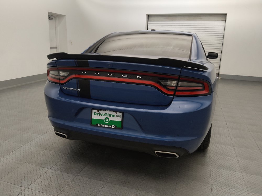 Used 2022 Dodge Charger SXT RWD image 7