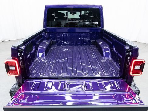 New 2026 Jeep Gladiator Mojave image 8