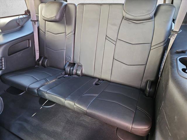 Used 2015 Cadillac Escalade Platinum AWD/4WD image 21