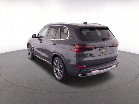 Used 2024 BMW X5 xDrive40i w/ Executive Package AWD/4WD image 4
