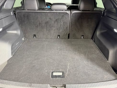 Used 2025 Volkswagen Atlas Cross Sport SE FWD image 29