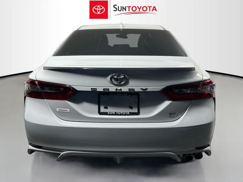 Used 2023 Toyota Camry SE FWD image 5