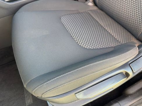 Used 2024 Kia Sportage LX image 12