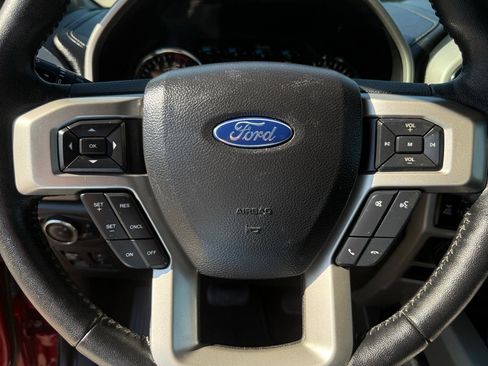 Used 2019 Ford F150 Lariat w/ Trailer Tow Package AWD/4WD image 23