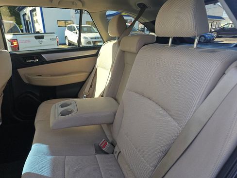 Used 2017 Subaru Outback 2.5i Premium image 34