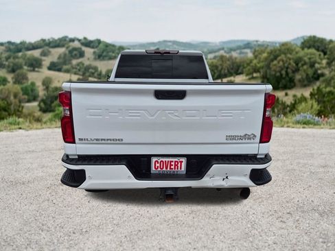 Used 2022 Chevrolet Silverado 2500 High Country w/ Safety Package II AWD/4WD image 9