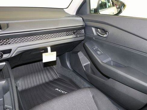 New 2025 Honda Accord LX image 9